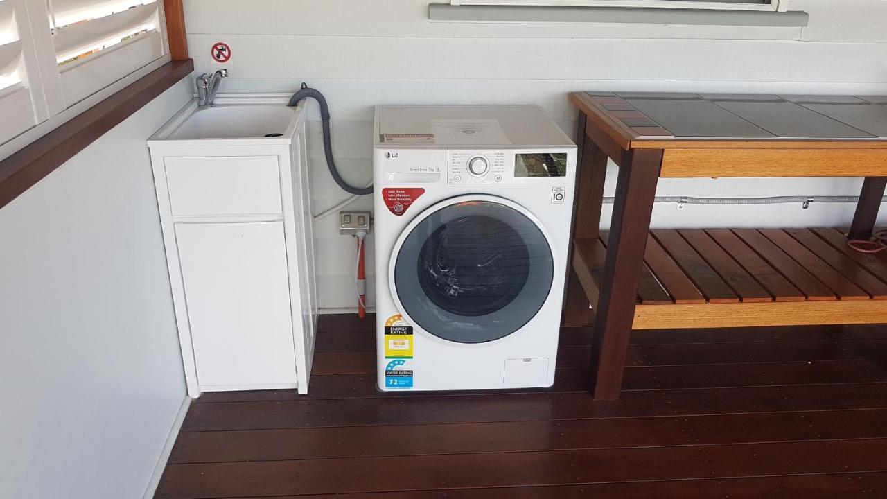 Sustainable B&B By The Bay Brisbane Exteriör bild